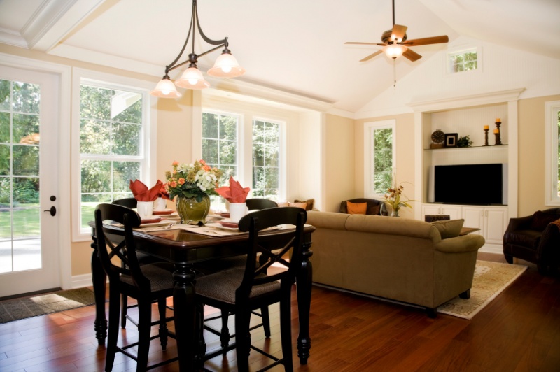 File:IStock 000007273881Small.jpg