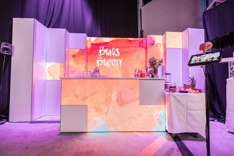 File:Video-wall-exhibit-booths.jpg