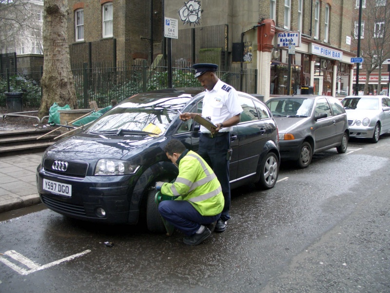 File:Trafic warden camden.jpg